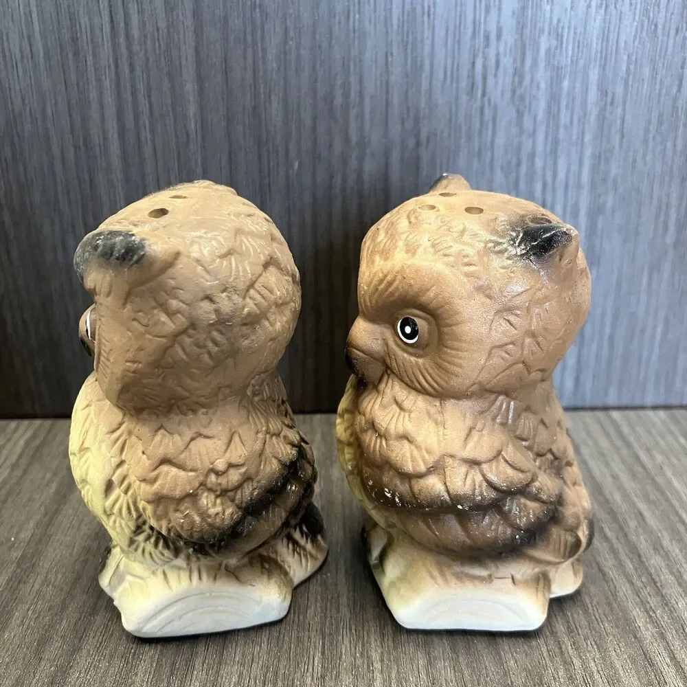 Vintage Wise Old Owls On Log Salt & Pepper Shaker Set Nick Kouretas & Co NOS NIB